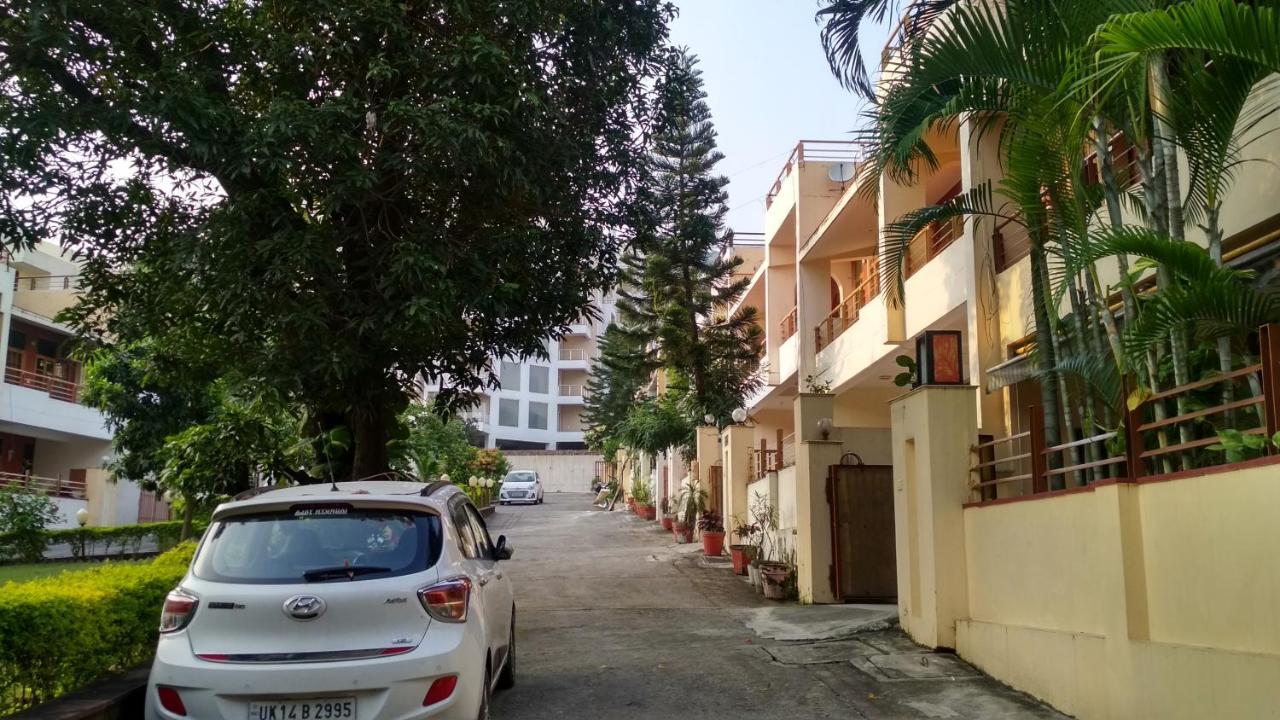 The See Some Bed & Breakfast Rishikesh Exterior photo