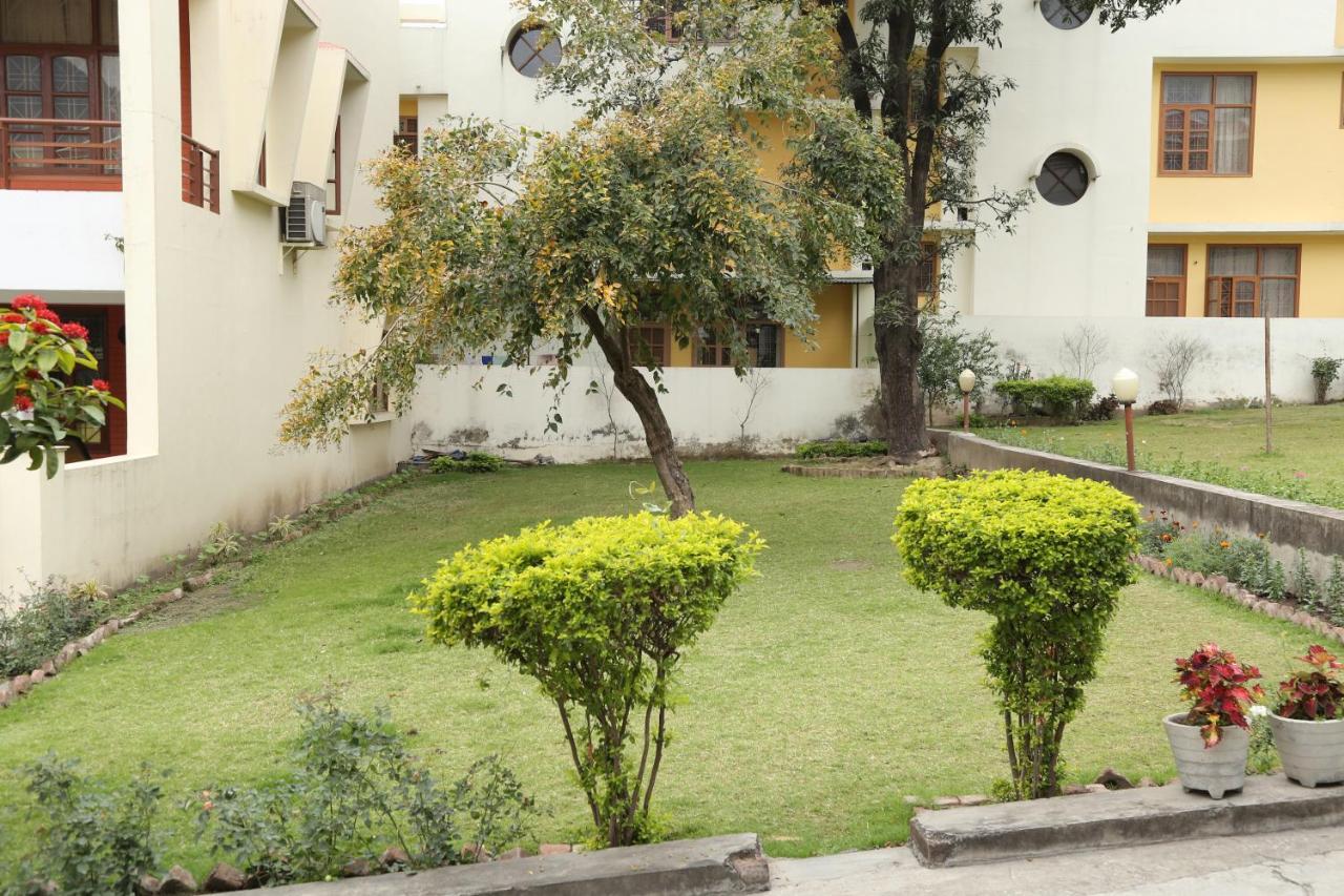 The See Some Bed & Breakfast Rishikesh Exterior photo