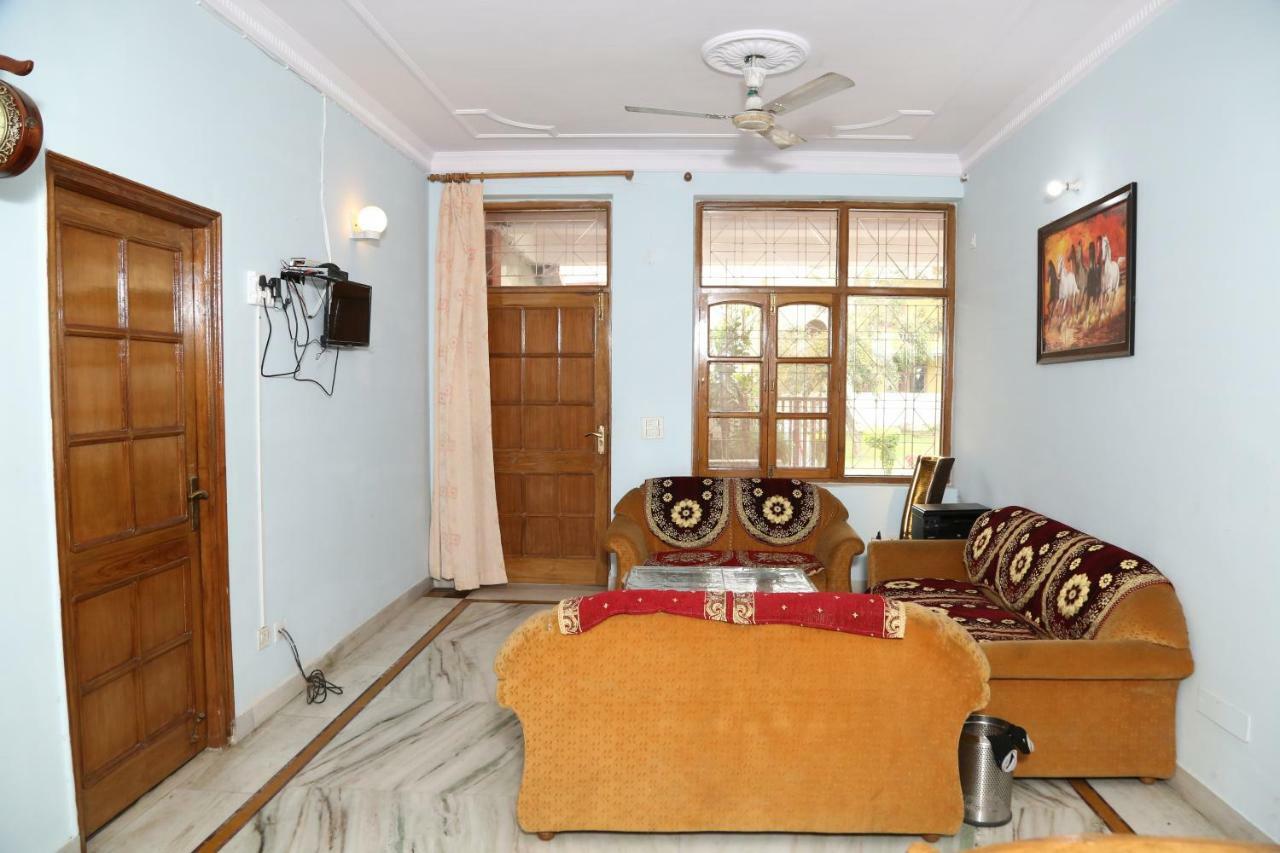 The See Some Bed & Breakfast Rishikesh Exterior photo
